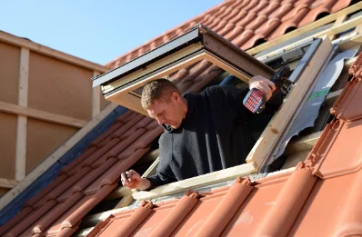 Pose de fenêtres de toit Velux au Douhet